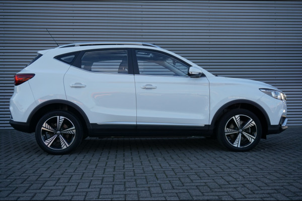 MG ZS 143PK EV Luxury | AUTOMAAT | PANO | CAMERA | STOELVERWARMING