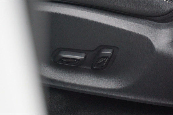 MG ZS 143PK EV Luxury | AUTOMAAT | PANO | CAMERA | STOELVERWARMING