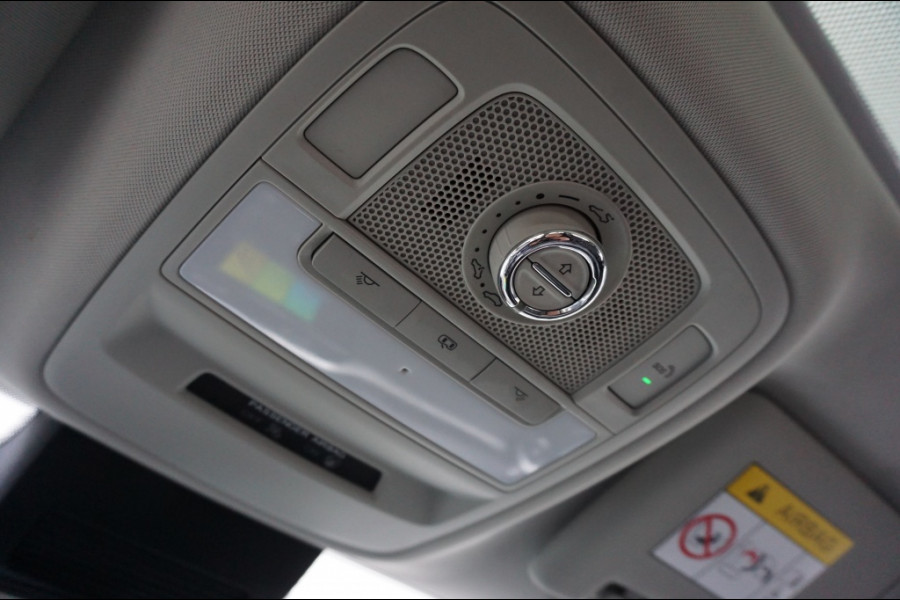 MG ZS 143PK EV Luxury | AUTOMAAT | PANO | CAMERA | STOELVERWARMING