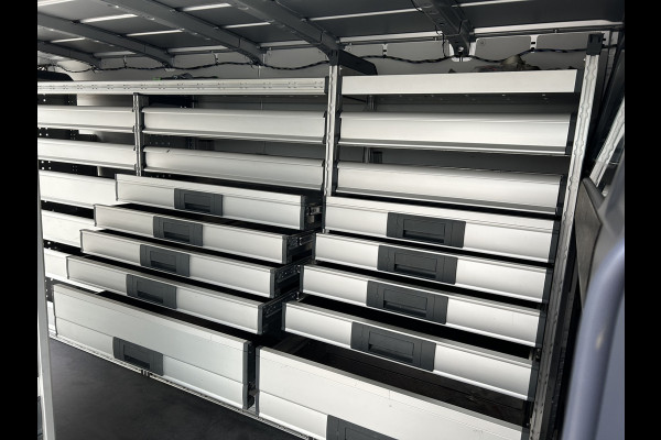 Mercedes-Benz Sprinter 315 CDI RWD L2 H1 BOTT Inrichting / 3500KG Trekhaak / MBUX 10.25 / Navigatie / Cruise control / Airco