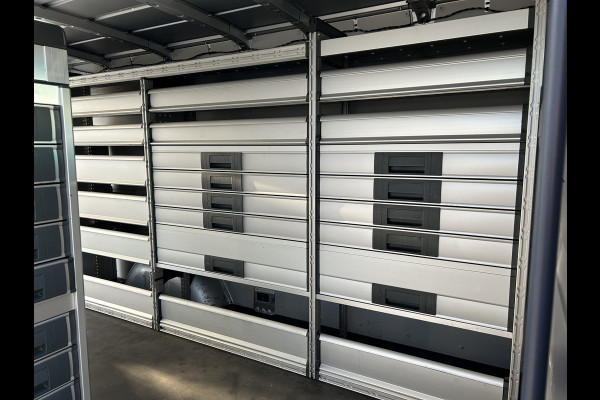 Mercedes-Benz Sprinter 315 CDI RWD L2 H1 3500KG Trekhaak / BOTT Inrichting / MBUX 10.25 / Navigatie / Cruise control / Airco