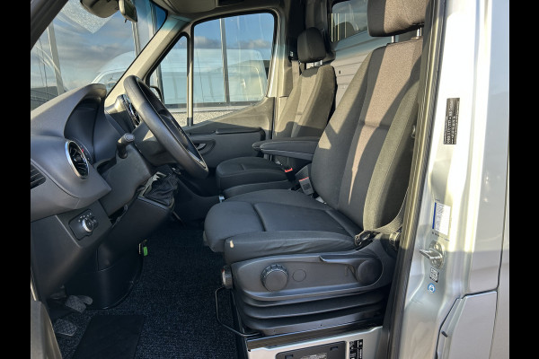 Mercedes-Benz Sprinter 315 CDI RWD L2 H1 3500KG Trekhaak / BOTT Inrichting / MBUX 10.25 / Navigatie / Cruise control / Airco