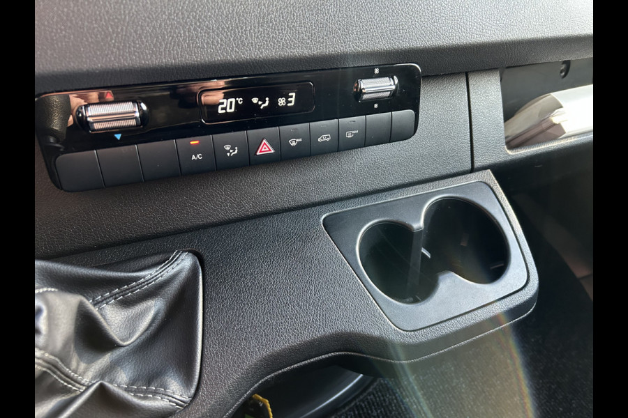 Mercedes-Benz Sprinter 315 CDI RWD L2 H1 3500KG Trekhaak / BOTT Inrichting / MBUX 10.25 / Navigatie / Cruise control / Airco