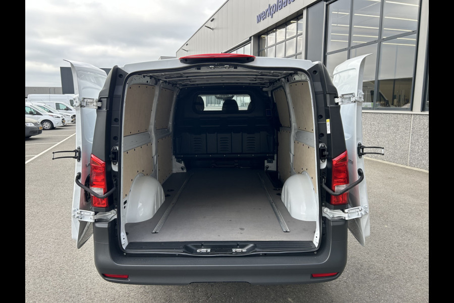 Mercedes-Benz Vito 116 CDI L3 Pro / MBUX / Navigatie / Camera / Cruise control / Airco / 270 Graden achterdeuren