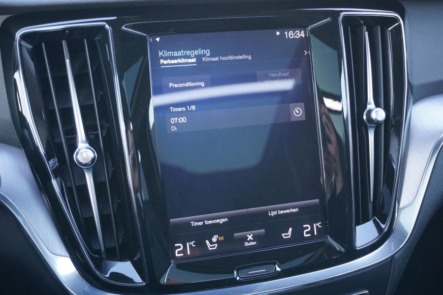 Volvo V60 2.0 T4 Momentum Pro + LEDER / PANO / TREKHAAK ELEKTRISCH