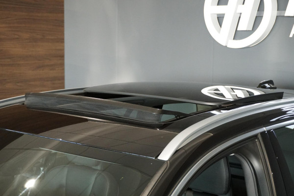 Volvo V60 2.0 T4 Momentum Pro + LEDER / PANO / TREKHAAK ELEKTRISCH