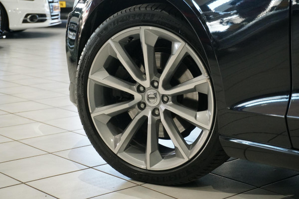 Volvo V60 2.0 T4 Momentum Pro + LEDER / PANO / TREKHAAK ELEKTRISCH