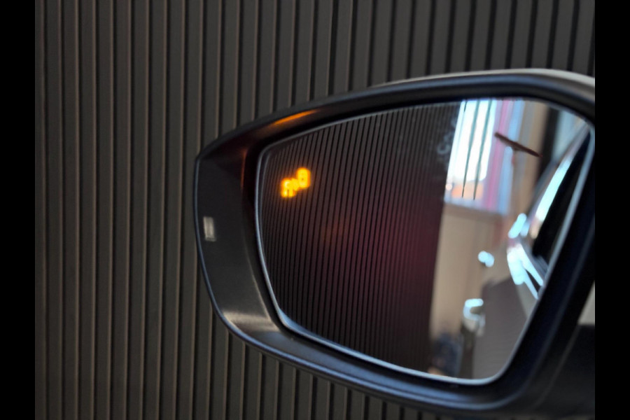 Volkswagen T-Cross 1.0 TSI 3X R-Line DSG | VIRTUAL | LED | CAMERA | VOL!