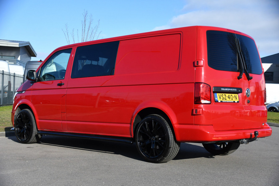 Volkswagen Transporter 2.0 TDI L2H1 30 DC PB Edition MARGE! Camera, Cruise, Carplay, 150pk, Trekhaak, Multimedia, Automaat, Sensoren, Uniek!