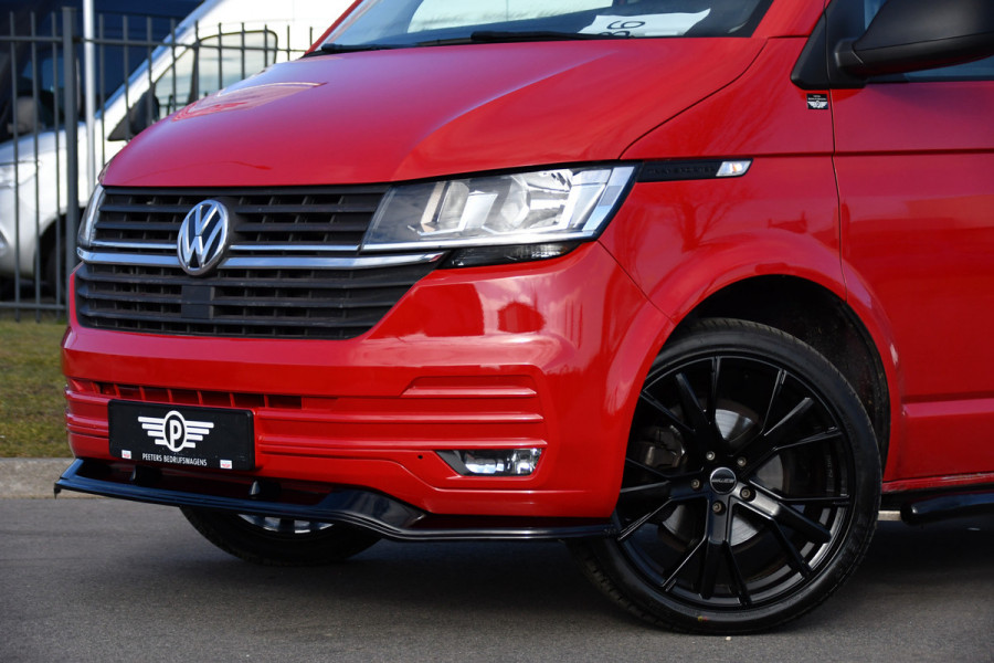 Volkswagen Transporter 2.0 TDI L2H1 30 DC PB Edition MARGE! Camera, Cruise, Carplay, 150pk, Trekhaak, Multimedia, Automaat, Sensoren, Uniek!