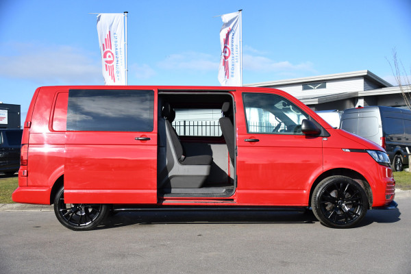Volkswagen Transporter 2.0 TDI L2H1 30 DC PB Edition MARGE! Camera, Cruise, Carplay, 150pk, Trekhaak, Multimedia, Automaat, Sensoren, Uniek!
