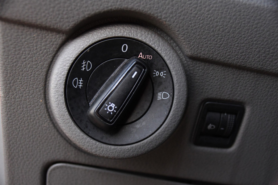 Volkswagen Transporter 2.0 TDI L2H1 30 DC PB Edition MARGE! Camera, Cruise, Carplay, 150pk, Trekhaak, Multimedia, Automaat, Sensoren, Uniek!