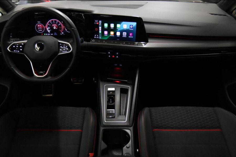 Volkswagen Golf 2.0 TSI GTI CLUBSPORT 45 JAHRE/PANO/CARPLAY/IQ-LIGHT/HUD/VOLL