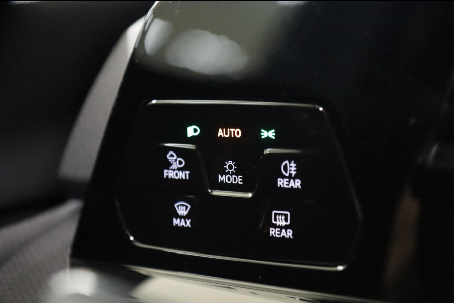 Volkswagen Golf 2.0 TSI GTI CLUBSPORT 45 JAHRE/PANO/CARPLAY/IQ-LIGHT/HUD/VOLL