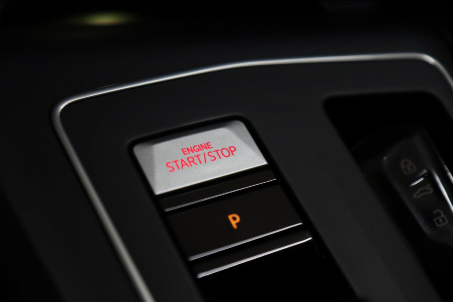 Volkswagen Golf 2.0 TSI GTI CLUBSPORT 45 JAHRE/PANO/CARPLAY/IQ-LIGHT/HUD/VOLL