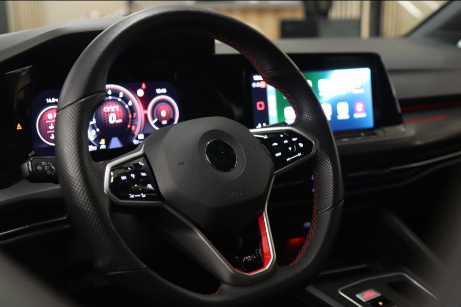 Volkswagen Golf 2.0 TSI GTI CLUBSPORT 45 JAHRE/PANO/CARPLAY/IQ-LIGHT/HUD/VOLL