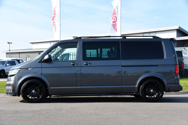 Volkswagen Transporter 2.0 TDI L2H1 30 DC Bulli Virtual, Carplay, Camera, LED, 150pk, 2 x Schuifdeur, Automaat, Trekhaak, Uniek!