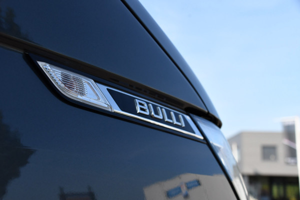Volkswagen Transporter 2.0 TDI L2H1 30 DC Bulli Virtual, Carplay, Camera, LED, 150pk, 2 x Schuifdeur, Automaat, Trekhaak, Uniek!