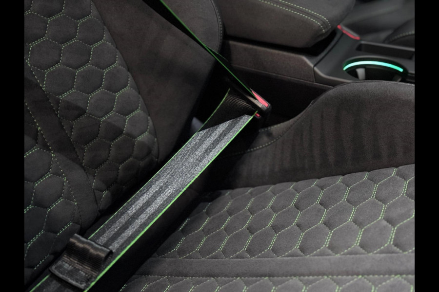 Audi RS3 2.5 TFSI RS 3 quattro | SCHAALSTOELEN | ALCANTARA | PANO | SONOS