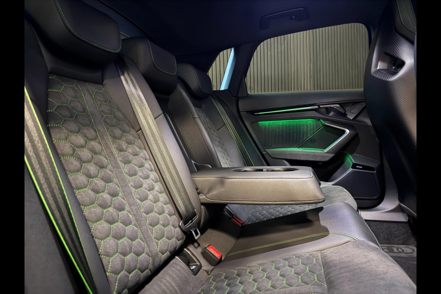 Audi RS3 2.5 TFSI RS 3 quattro | SCHAALSTOELEN | ALCANTARA | PANO | SONOS