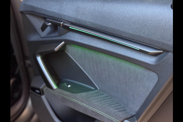 Audi RS3 2.5 TFSI RS 3 quattro | SCHAALSTOELEN | ALCANTARA | PANO | SONOS