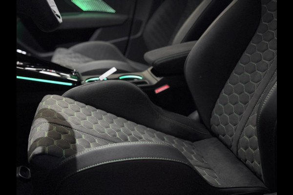 Audi RS3 2.5 TFSI RS 3 quattro | SCHAALSTOELEN | ALCANTARA | PANO | SONOS
