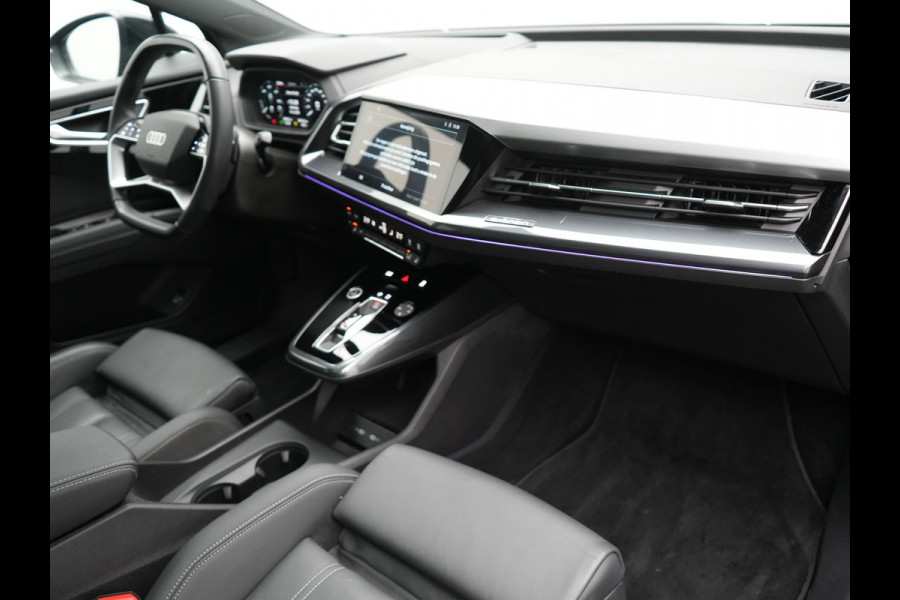 Audi Q4 Sportback e-tron 40 S edition 204pk Dealer O.H. | Panodak | Adaptive Cruise | Lederen Sportstoelen Verwarmd | Head Up | Matrix LED | Camera | Keyless | Sfeerverlichting | Apple Carplay | S Line Interieur |