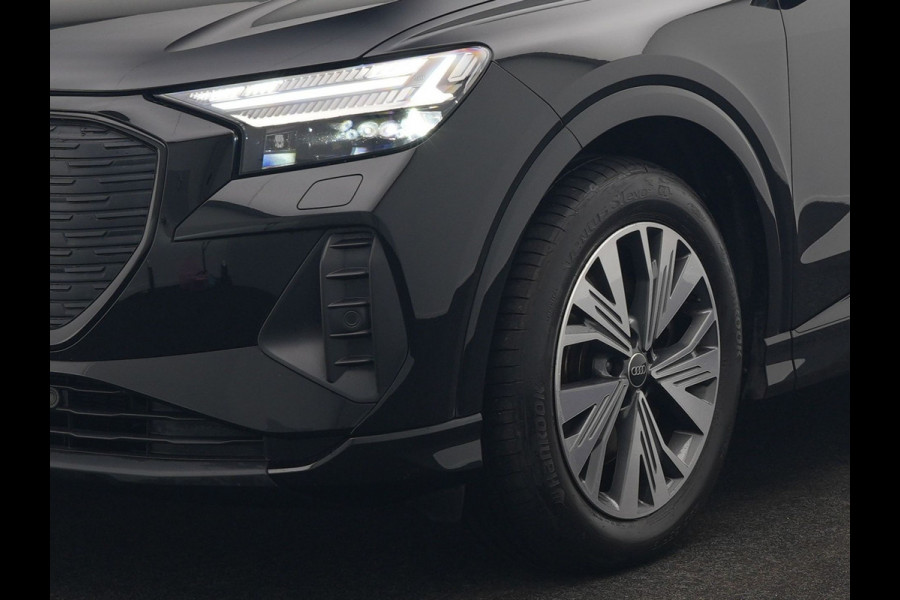 Audi Q4 Sportback e-tron 40 S edition 204pk Dealer O.H. | Panodak | Adaptive Cruise | Lederen Sportstoelen Verwarmd | Head Up | Matrix LED | Camera | Keyless | Sfeerverlichting | Apple Carplay | S Line Interieur |