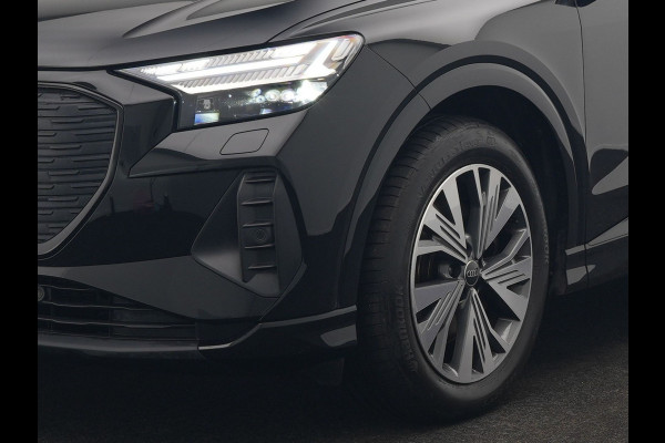 Audi Q4 Sportback e-tron 40 S edition 204pk Dealer O.H. | Panodak | Adaptive Cruise | Lederen Sportstoelen Verwarmd | Head Up | Matrix LED | Camera | Keyless | Sfeerverlichting | Apple Carplay | S Line Interieur |