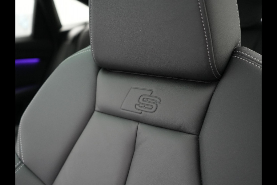 Audi Q4 Sportback e-tron 40 S edition 204pk Dealer O.H. | Panodak | Adaptive Cruise | Lederen Sportstoelen Verwarmd | Head Up | Matrix LED | Camera | Keyless | Sfeerverlichting | Apple Carplay | S Line Interieur |