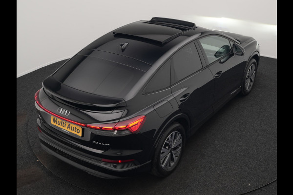 Audi Q4 Sportback e-tron 40 S edition 204pk Dealer O.H. | Panodak | Adaptive Cruise | Lederen Sportstoelen Verwarmd | Head Up | Matrix LED | Camera | Keyless | Sfeerverlichting | Apple Carplay | S Line Interieur |