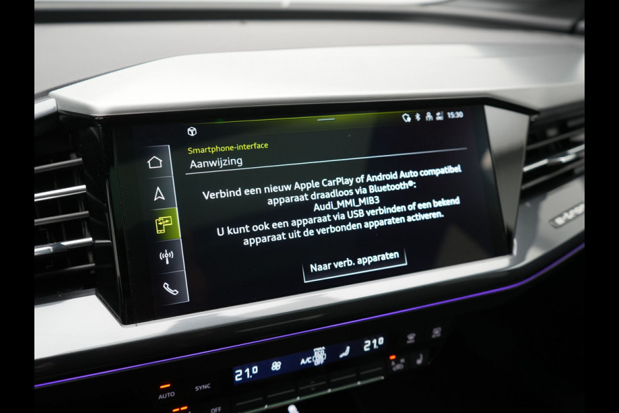 Audi Q4 Sportback e-tron 40 S edition 204pk Dealer O.H. | Panodak | Adaptive Cruise | Lederen Sportstoelen Verwarmd | Head Up | Matrix LED | Camera | Keyless | Sfeerverlichting | Apple Carplay | S Line Interieur |