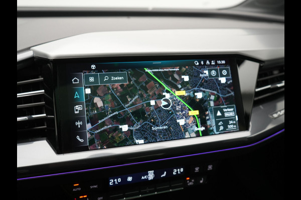 Audi Q4 Sportback e-tron 40 S edition 204pk Dealer O.H. | Panodak | Adaptive Cruise | Lederen Sportstoelen Verwarmd | Head Up | Matrix LED | Camera | Keyless | Sfeerverlichting | Apple Carplay | S Line Interieur |