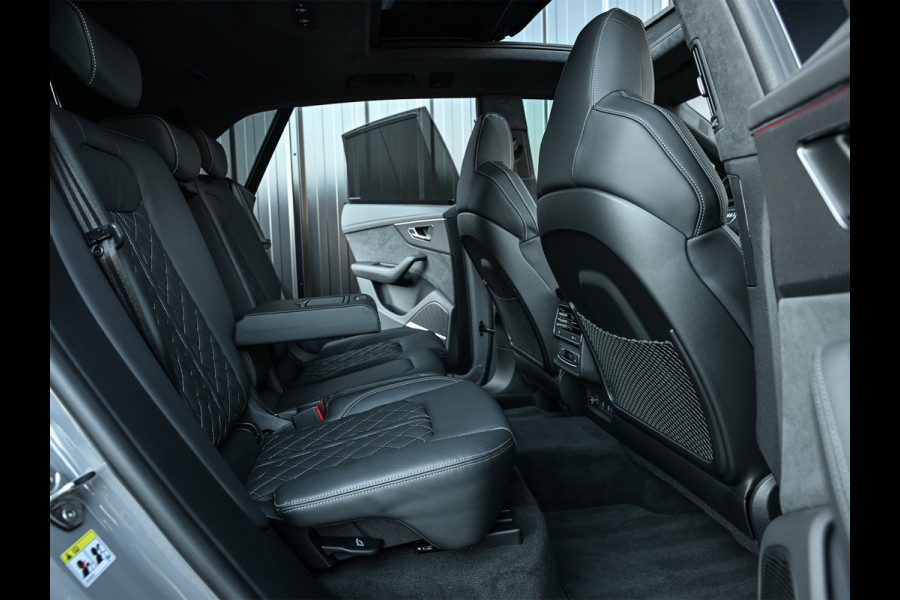 Audi Q8 60 TFSI e quattro Pro Line S 490pk Competition | Nardo Grey Exclusive | B&O Sound | Panoramadak | Soft-Close | Ambiance Interieur | S-Seats | 360 Camera | Adaptive Cruise | Trekhaak