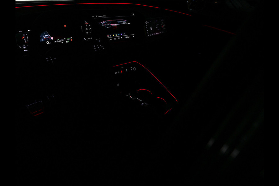 Audi Q5 2.0 TFSI e-hybrid 368pk quattro S edition Competition | S-Seats | Memory | 360 Camera | Trekhaak | Keyless entree | Adaptive Cruise | Ambiance interieur | Passagiers display |