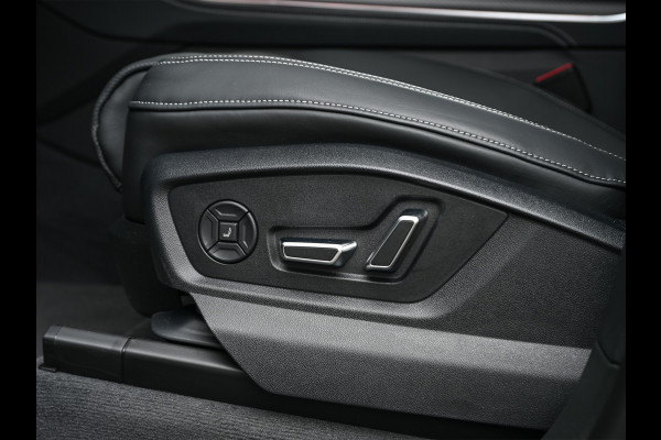 Audi Q8 60 TFSI e quattro | Audi Exclusive | B&O Advanced | S-seats met massage | Soft close | Adaptive cruise | Carbon inleg | Ambiance interieur | 360 camera | Verwarmbaar stuurwiel | Trekhaak