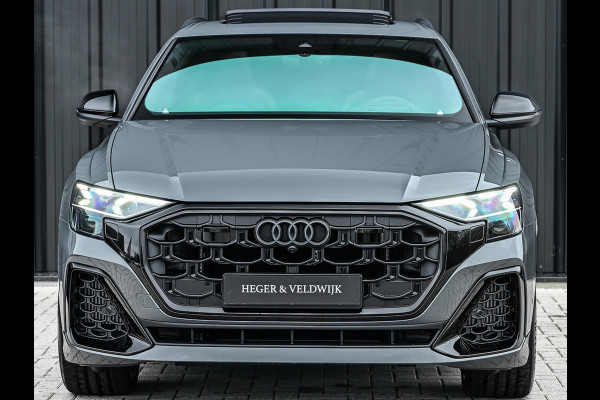 Audi Q8 60 TFSI e quattro | Audi Exclusive | B&O Advanced | S-seats met massage | Soft close | Adaptive cruise | Carbon inleg | Ambiance interieur | 360 camera | Verwarmbaar stuurwiel | Trekhaak