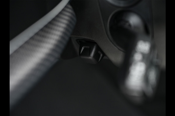 Audi Q8 60 TFSI e quattro | Audi Exclusive | B&O Advanced | S-seats met massage | Soft close | Adaptive cruise | Carbon inleg | Ambiance interieur | 360 camera | Verwarmbaar stuurwiel | Trekhaak