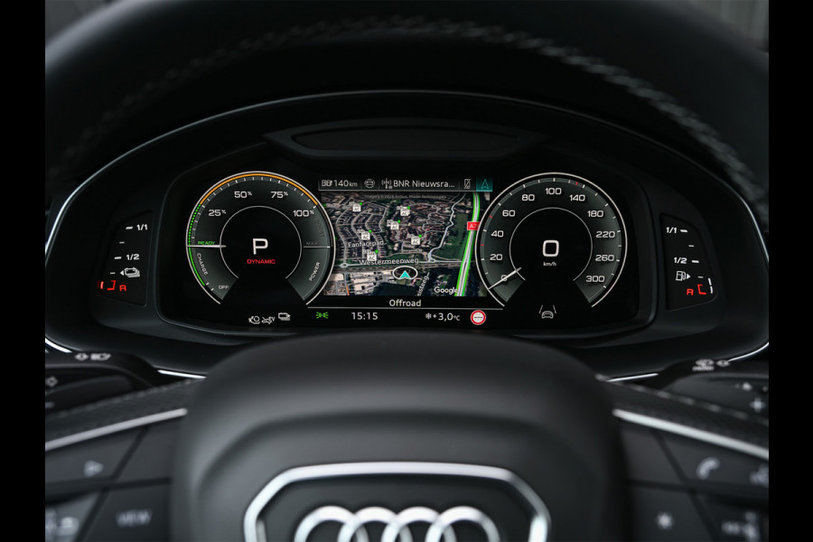 Audi Q8 60 TFSI e quattro | Audi Exclusive | B&O Advanced | S-seats met massage | Soft close | Adaptive cruise | Carbon inleg | Ambiance interieur | 360 camera | Verwarmbaar stuurwiel | Trekhaak