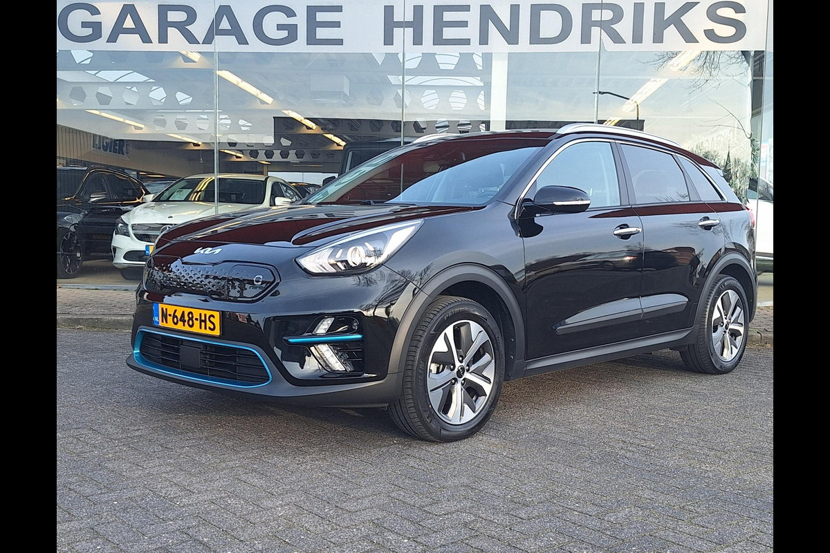 Kia e-Niro Edition 64 kWh Edition | SOH: 96,6% | Trekhaak | Climate | Camera | Navi | Leder Stof |