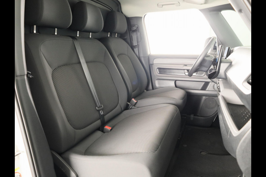 Volkswagen ID. Buzz Cargo 77 kWh 204 pk | Navigatie via App | Trekhaak (wegklapbaar) | Partkeersensoren | Achteruitrijcamera | Stoelverwarming |