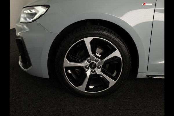 Audi A1 Sportback 30 TFSI S edition 116pk S-Tronic | Led koplampen | Stoelverwarming | Ambiant licht pakket | Navigatie via App | Verlengde garantie