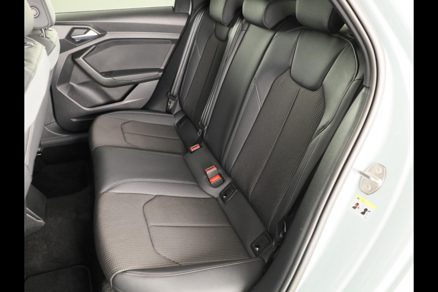 Audi A1 Sportback 30 TFSI S edition 116pk S-Tronic | Led koplampen | Stoelverwarming | Ambiant licht pakket | Navigatie via App | Verlengde garantie