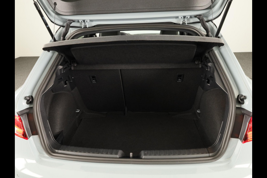 Audi A1 Sportback 30 TFSI S edition 116pk S-Tronic | Led koplampen | Stoelverwarming | Ambiant licht pakket | Navigatie via App | Verlengde garantie