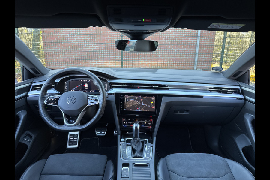 Volkswagen Arteon Shooting Brake eHYBRID 218PK DSG R-LINE BUSINESS+ TREKHAAK/360CAMERA/IQ-LIGHT