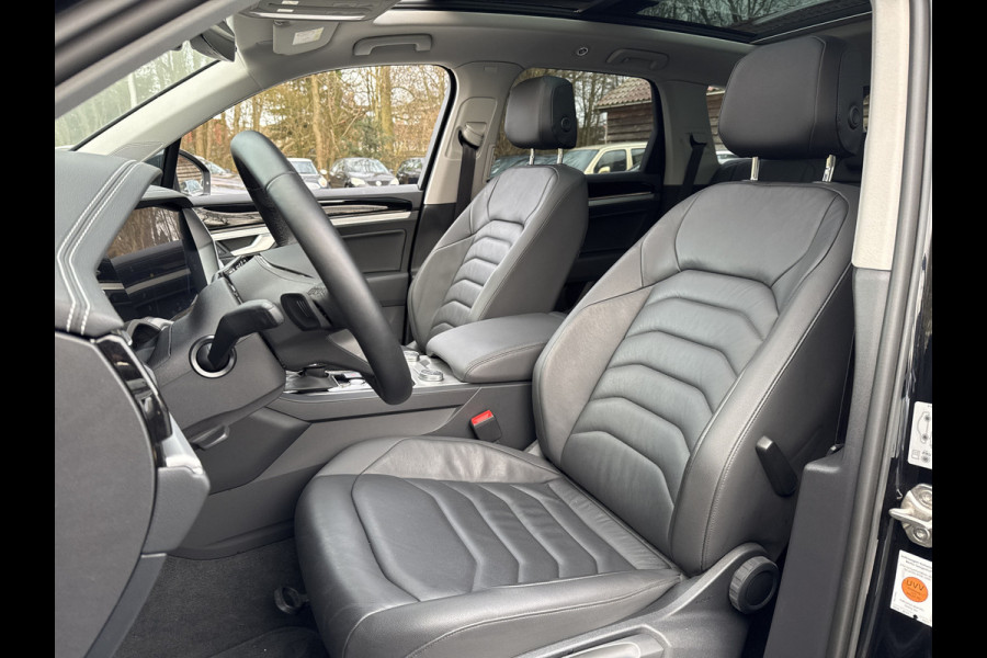 Volkswagen Touareg 3.0 TSi eHybrid ELEGANCE 4MOTION HEAD-UP/LUCHTVERING/PANORAMADAK