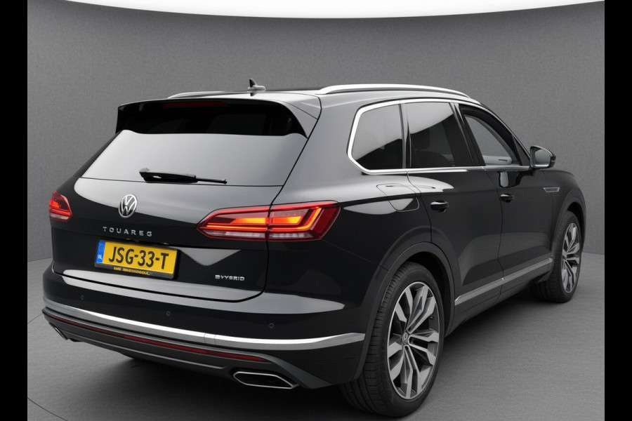 Volkswagen Touareg 3.0 TSi eHybrid ELEGANCE 4MOTION HEAD-UP/LUCHTVERING/PANORAMADAK