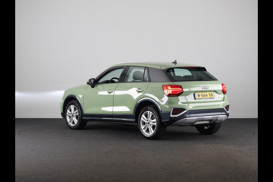 Audi Q2 35 TFSI Business Edition 150pk | S-tronic | Navigatie | Sportstoelen | Parkeersensoren achter | Virtual Cockpit | Stoelverwaming | 17 inch Lichtmetalen velgen |