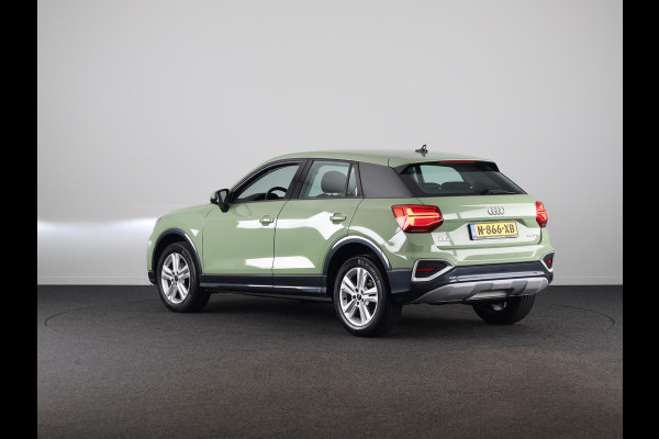 Audi Q2 35 TFSI Business Edition 150pk | S-tronic | Navigatie | Sportstoelen | Parkeersensoren achter | Virtual Cockpit | Stoelverwaming | 17 inch Lichtmetalen velgen |