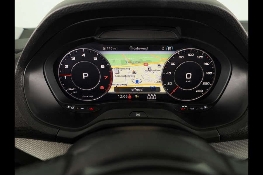 Audi Q2 35 TFSI Business Edition 150pk | S-tronic | Navigatie | Sportstoelen | Parkeersensoren achter | Virtual Cockpit | Stoelverwaming | 17 inch Lichtmetalen velgen |